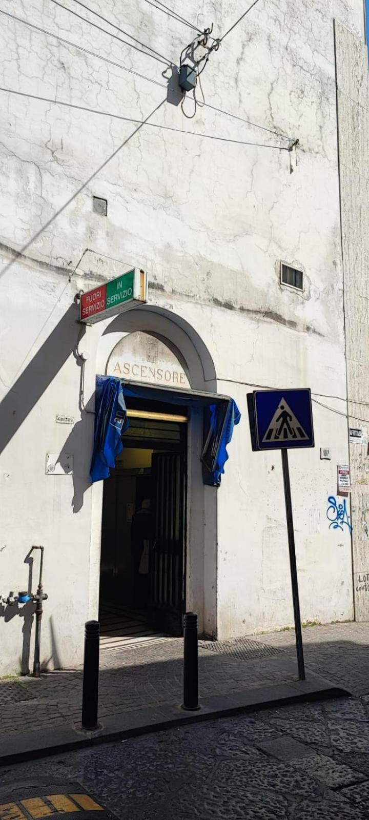 La Chicca Intero Nei Spagnoli Naples