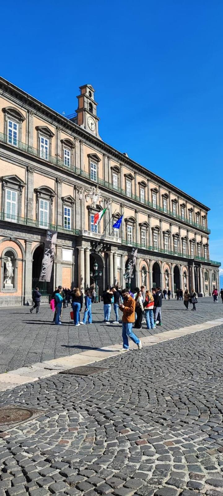 Appartement La Chicca Intero Nei Spagnoli Naples